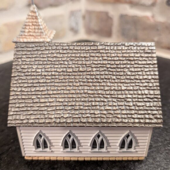 VTG Hallmark Sarah Plain and Tall House Christmas Collection-The Country Church - Picture 4 of 7